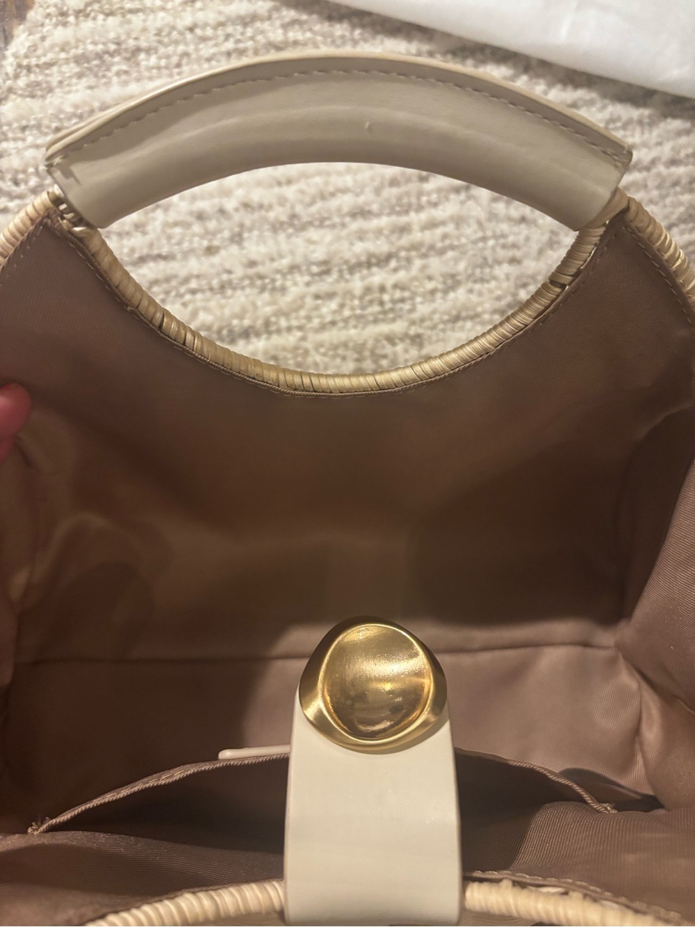 ANTONIO MELANI Cream-Trim Woven Satchel with Gold Accent - Picture 7 of 11